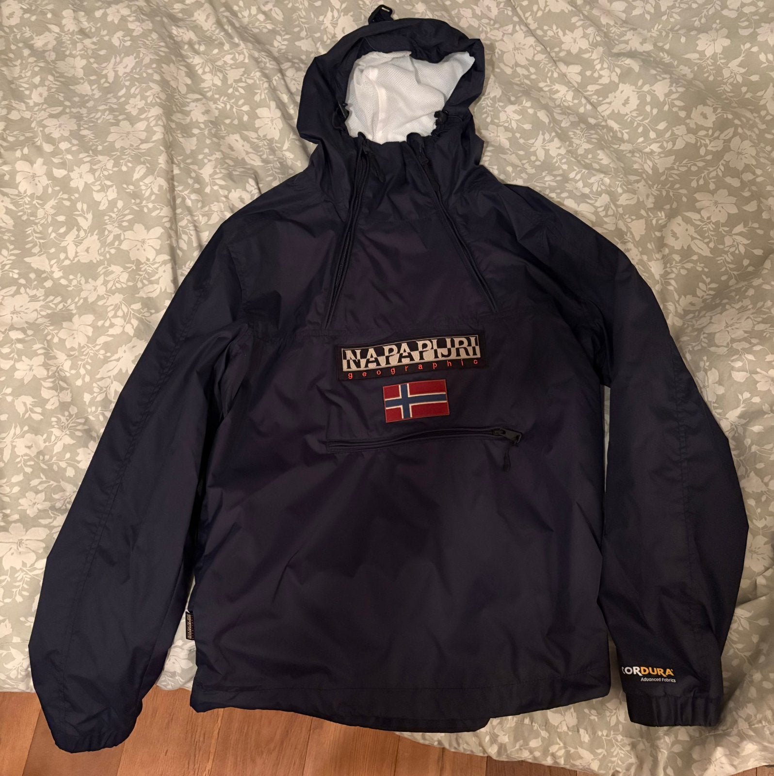 Marineblauw Regenjas Napapijri M, Kleding | Heren, Jassen | Zomer, Ophalen, Zo goed als nieuw, Maat 48/50 (M), Blauw