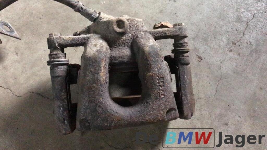 Remklauw links voor BMW 1 serie E81 E82 E87 E88 34116774681, Gebruikt, Ophalen of Verzenden, BMW, BMW