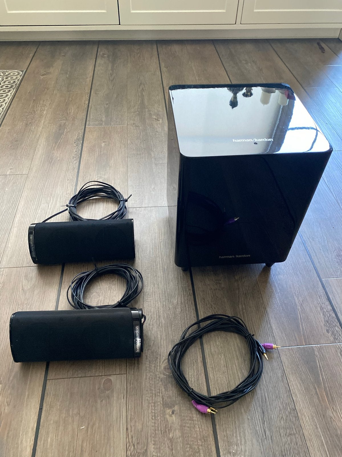 Harman Kardon HKTS210 SUB/230 subwoofer met 2 satelliet spea, Ophalen, Zo goed als nieuw, Surroundset, Geschikt voor surround/home cinema
