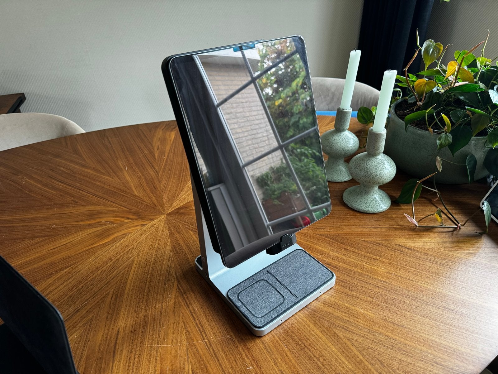 Kensington StudioDock iPad Pro Docking Station, Ophalen, 11 inch, Zo goed als nieuw, Apple iPad Pro