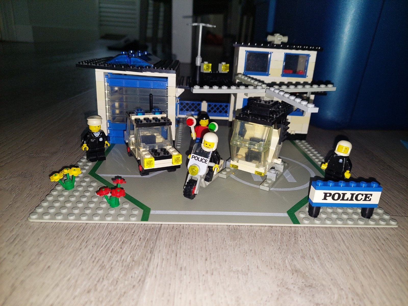 Vintage lego politie bureau 6384, Kinderen en Baby's, Lego, Compleet, Ophalen of Verzenden, Complete set