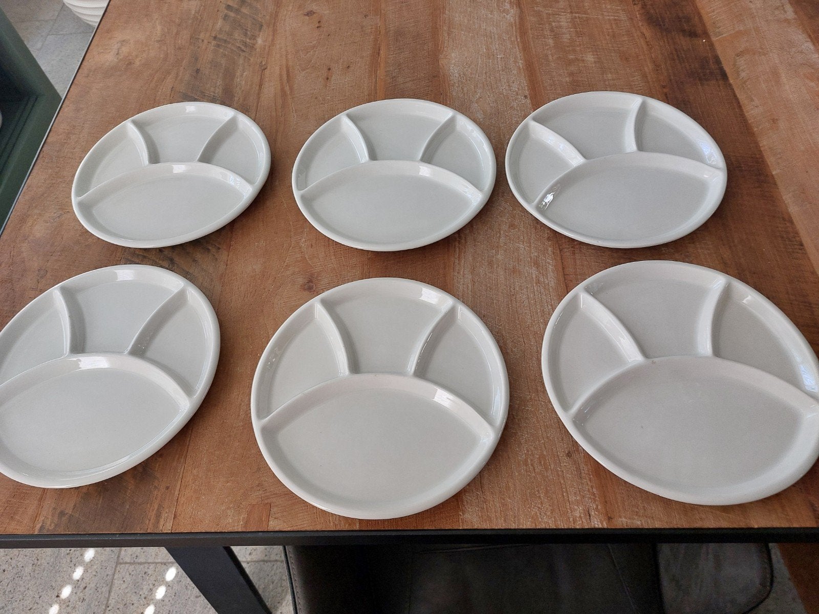 2 bakplaten, borden, spatels, Ophalen, Gebruikt, 8 personen of meer