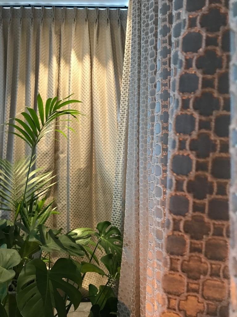 Luxe design gordijnen - Elegantie voor uw interieur, Ophalen, Beige, Gordijn, Lichtdoorlatend