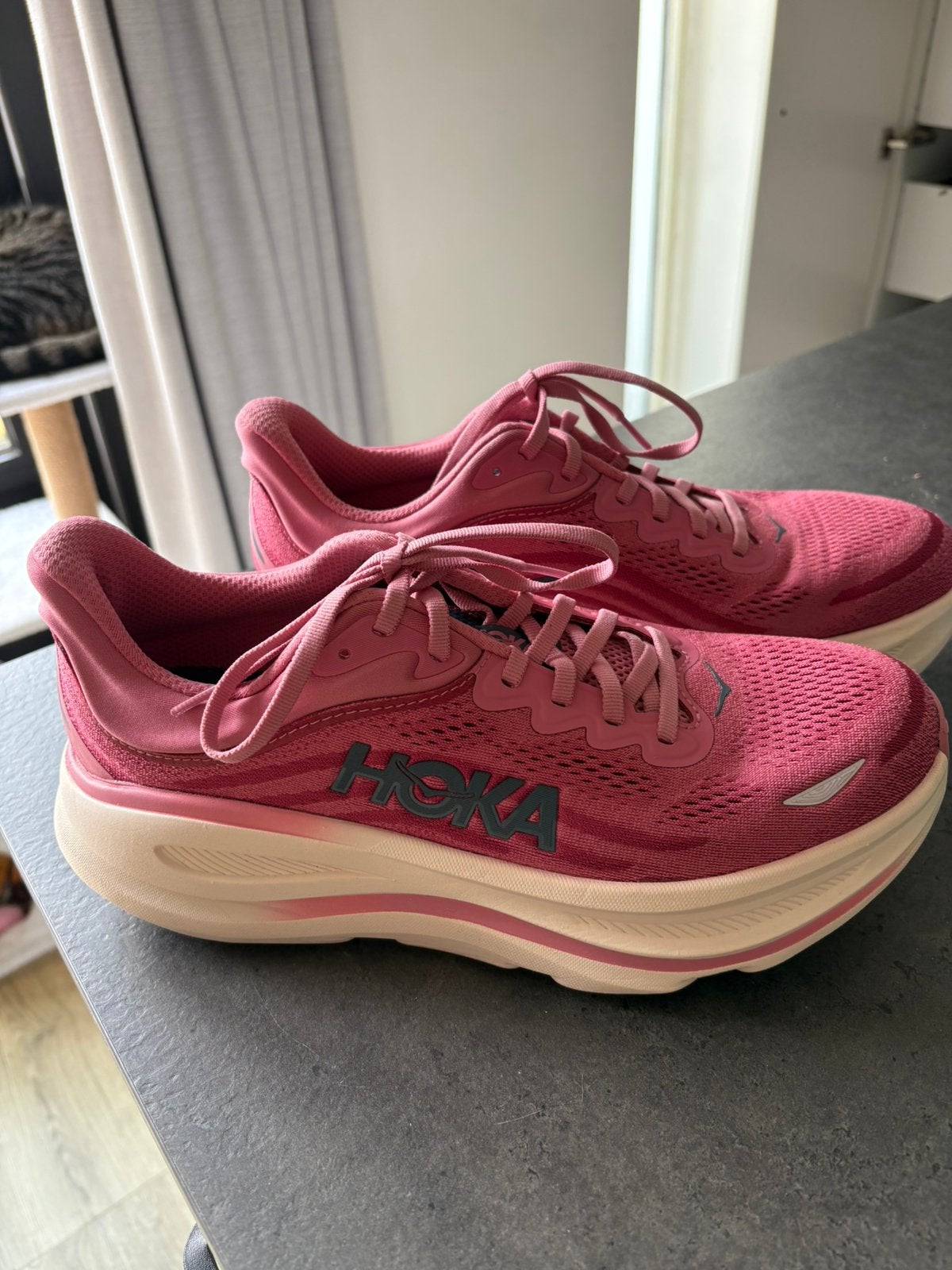 Hoka Bondi 9 43 1/3, Overige merken, Hardloopschoenen, Ophalen of Verzenden, Zo goed als nieuw