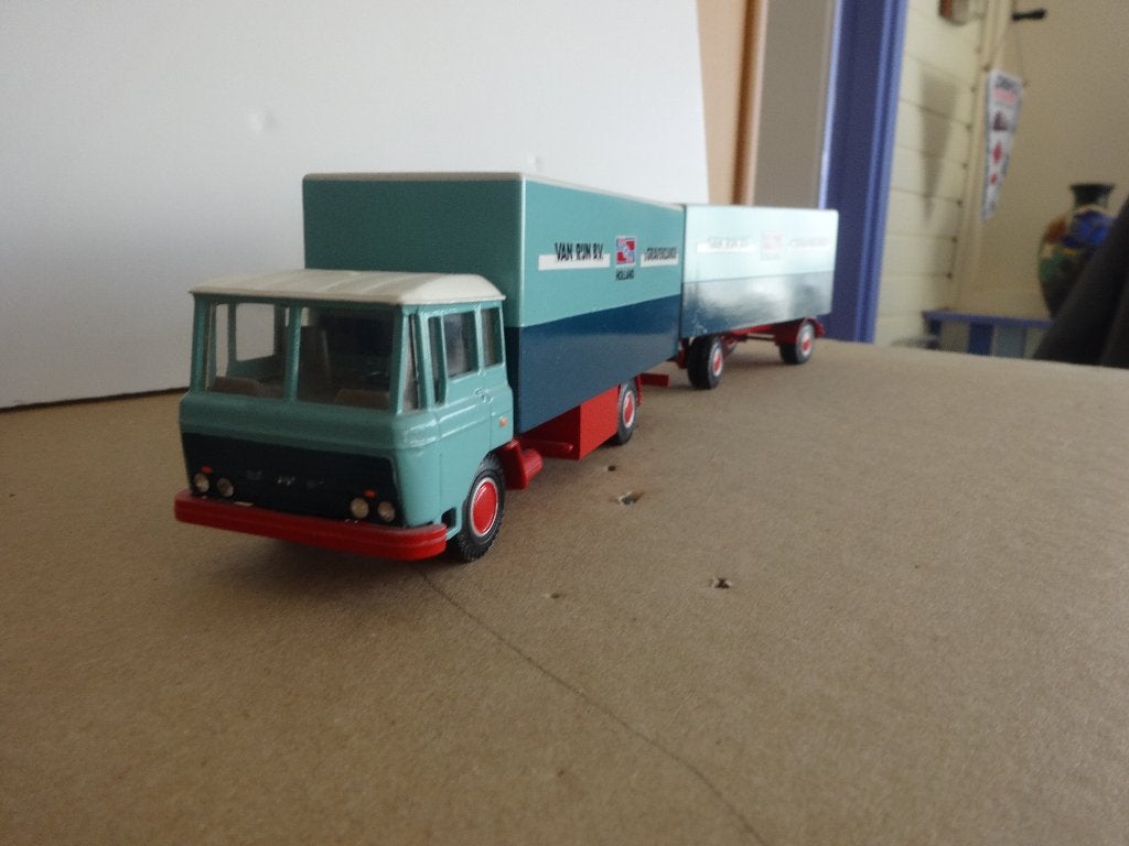 Lion car DAF 2600 combi v Rijn., Hobby en Vrije tijd, Ophalen of Verzenden, Zo goed als nieuw, Bus of Vrachtwagen, Lion Toys