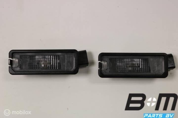 Set kentekenplaatverlichting VW Golf 7 GTI USA 1K8943021, Gebruikt
