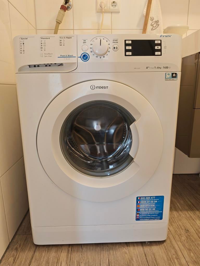 Indesit Innex Wasmachine 6kg A++ 1400 toeren, Witgoed en Apparatuur, Wasmachines, Gebruikt, Voorlader, 4 tot 6 kg, 85 tot 90 cm