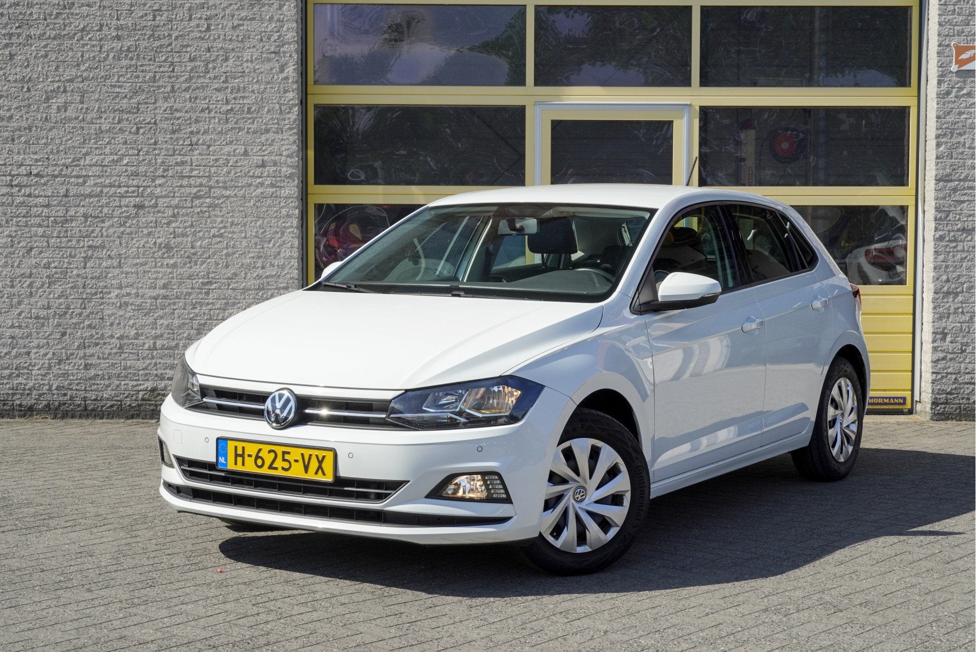 Volkswagen Polo 1.0 TSI Automaat! 5drs Comfortline BJ2020 Le, Auto's, Stof, Gebruikt, Origineel Nederlands, Bedrijf