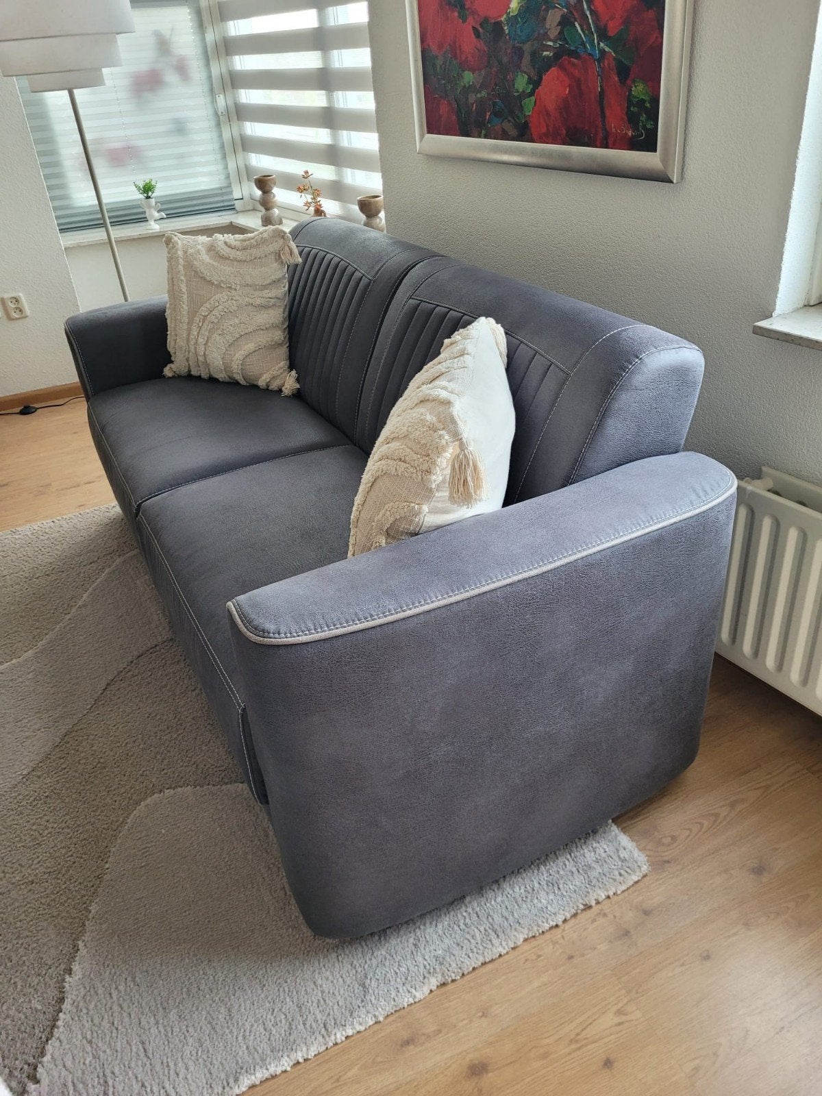 Comfortabele 2/5 -zitsbank in donkergrijs, Ophalen, 150 tot 200 cm, Tweepersoons, 75 tot 100 cm