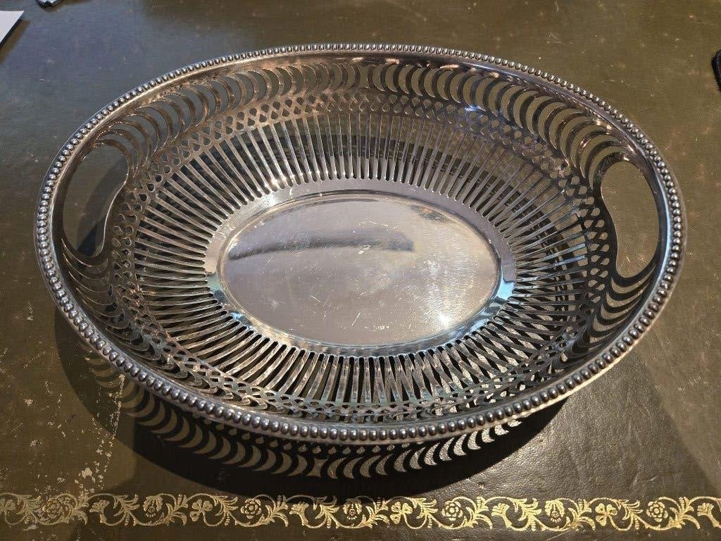 Keltum verzilverde opengewerkte broodmand 28 cm, Antiek en Kunst, Antiek | Goud en Zilver, Ophalen of Verzenden