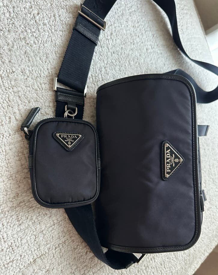 Prada Re-Nylon Saffiano schoudertas nektas messenger bag, Sieraden, Tassen en Uiterlijk, Tassen | Schoudertassen, Ophalen, Zo goed als nieuw