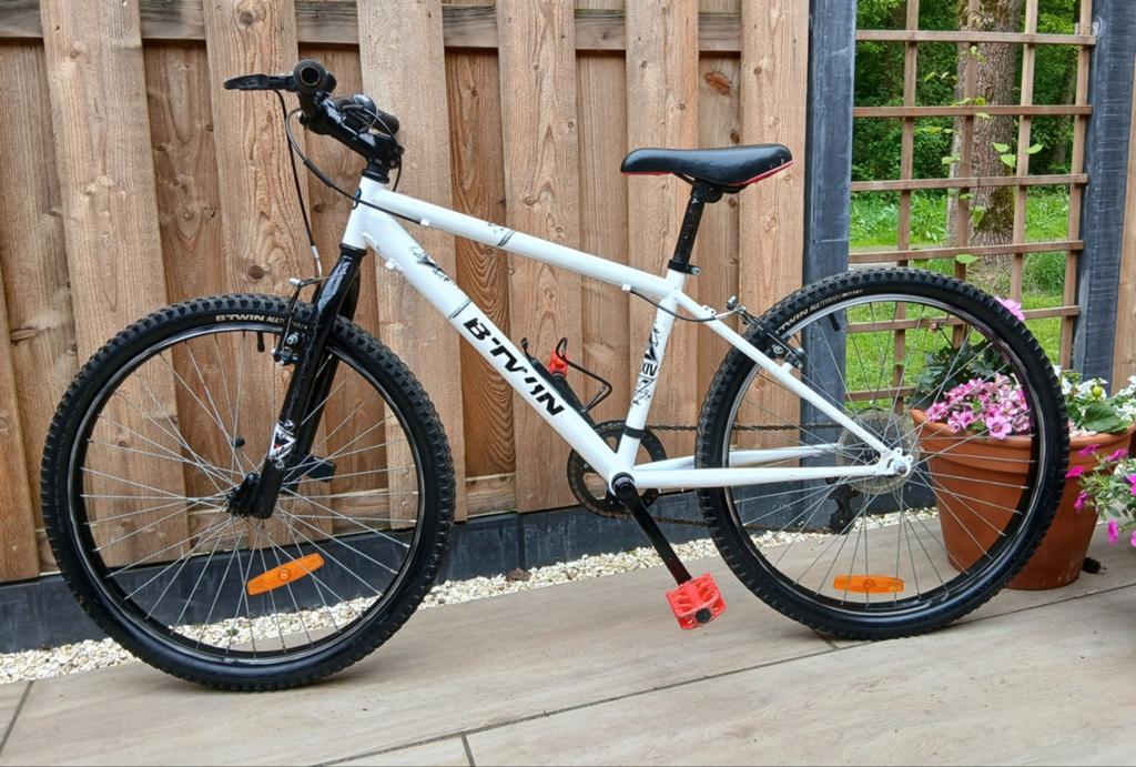 B'Twin Rockrider 300 Kinderfiets 24 inch., Ophalen, 24 inch of meer, Gebruikt, Staal