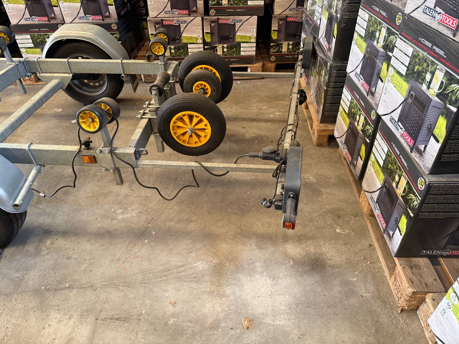 Pega boottrailer met rollen, Minder dan 1500 kg, Gebruikt, Sloepentrailer, Minder dan 6 meter