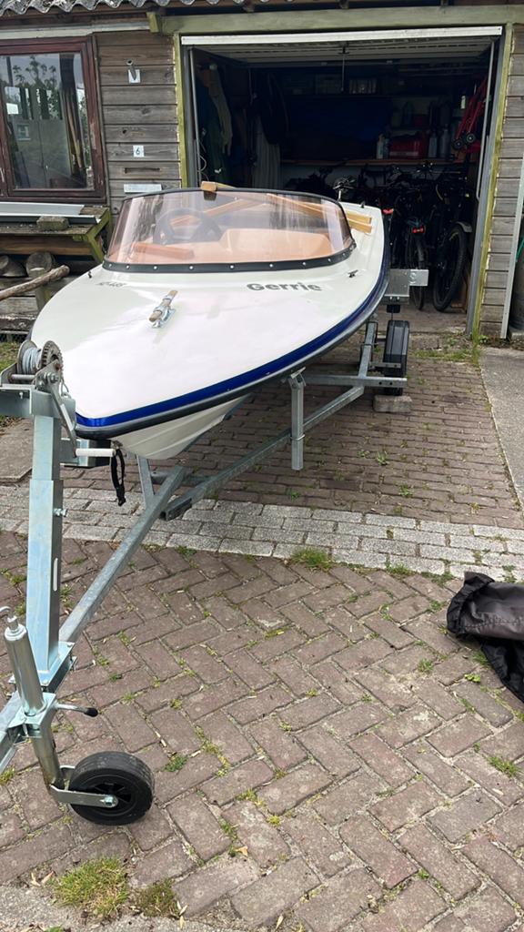 Mooie placom 360 met 30 pk yamaha en trailer, Watersport en Boten, Ophalen, Zo goed als nieuw, Buitenboordmotor