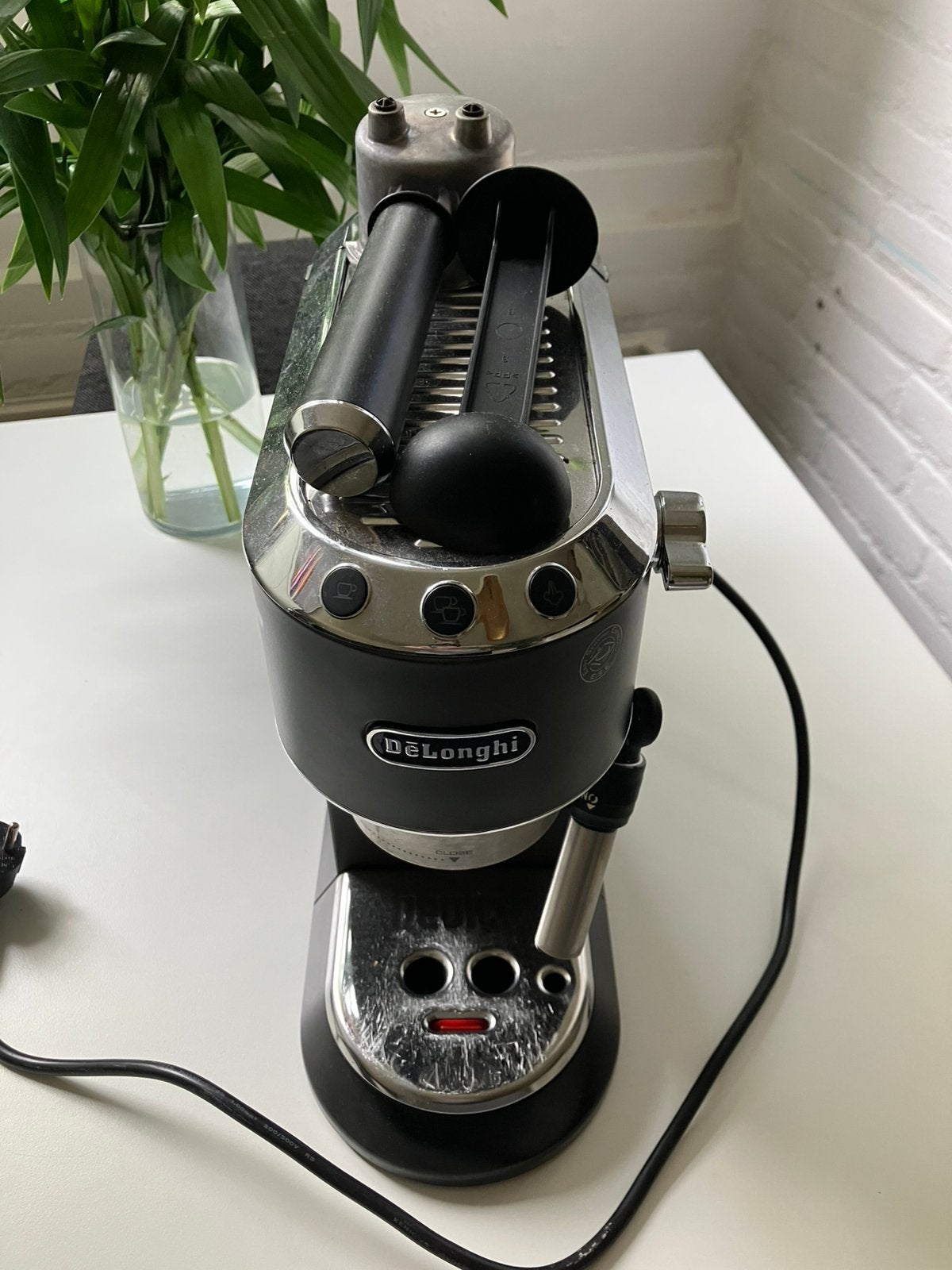 DeLonghi Dedica EC685.BK, Ophalen, Gebruikt, 10 kopjes of meer, Koffiemachine