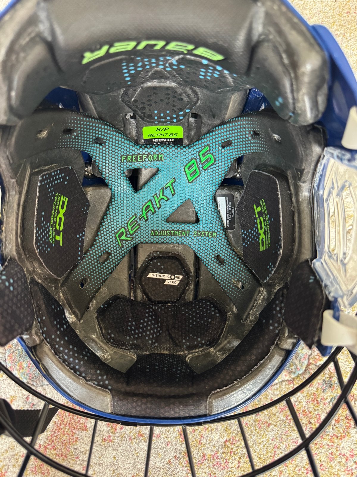 Bauer IJshockey Helm en Scheenbeschermers - Junior, Ophalen, Gebruikt, Bescherming