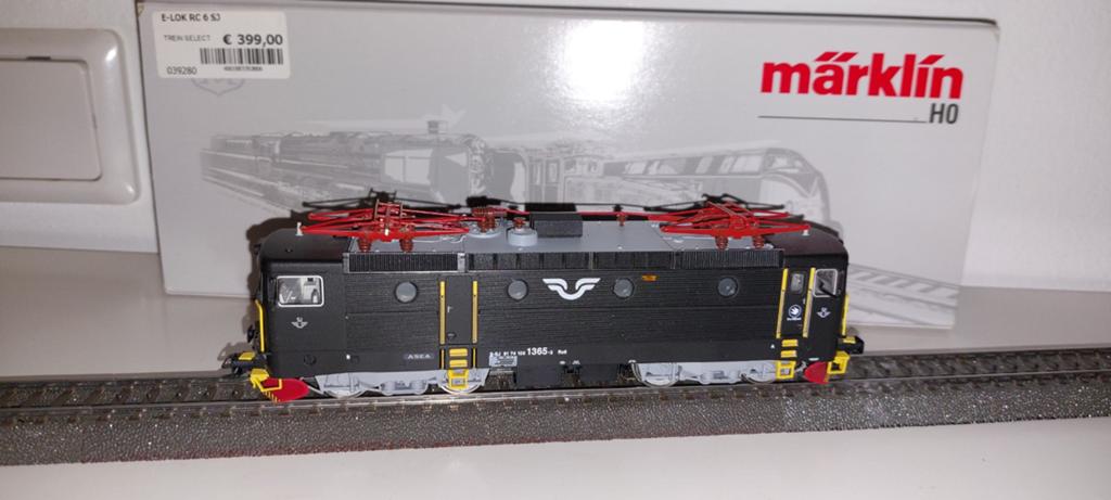 Märklin locomotief 30280 MFX+, Wisselstroom, Locomotief, Ophalen of Verzenden, Zo goed als nieuw