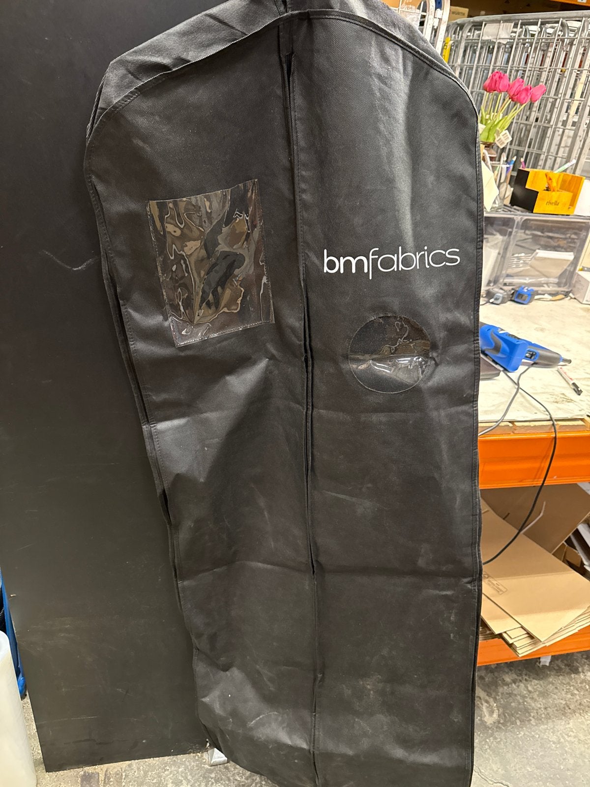 Bmfabrics kledinghoezen (14 stuks) met hangers, Overige materialen, Ophalen of Verzenden, Zo goed als nieuw, Nvt
