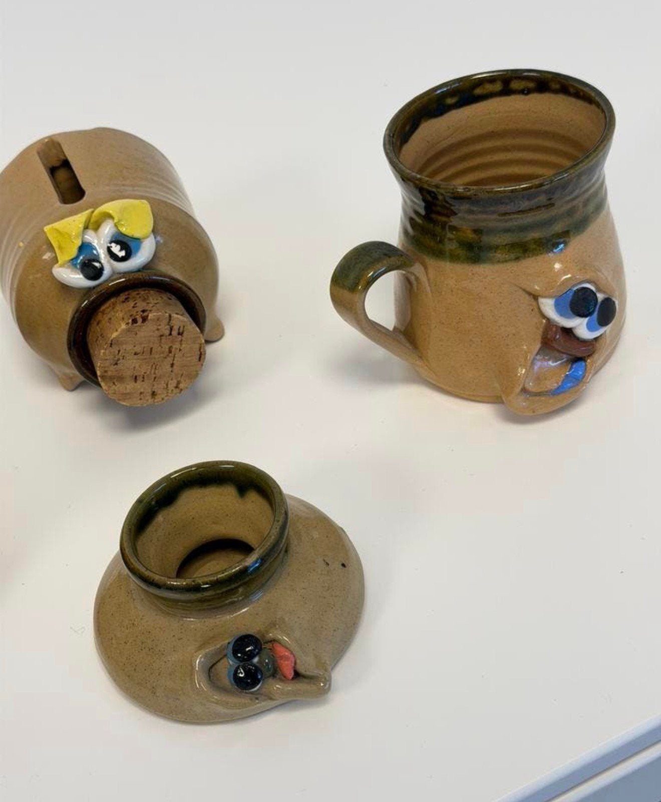 Pretty Ugly Pottery Wales Keramiek servies grappig Vintage, Ophalen of Verzenden