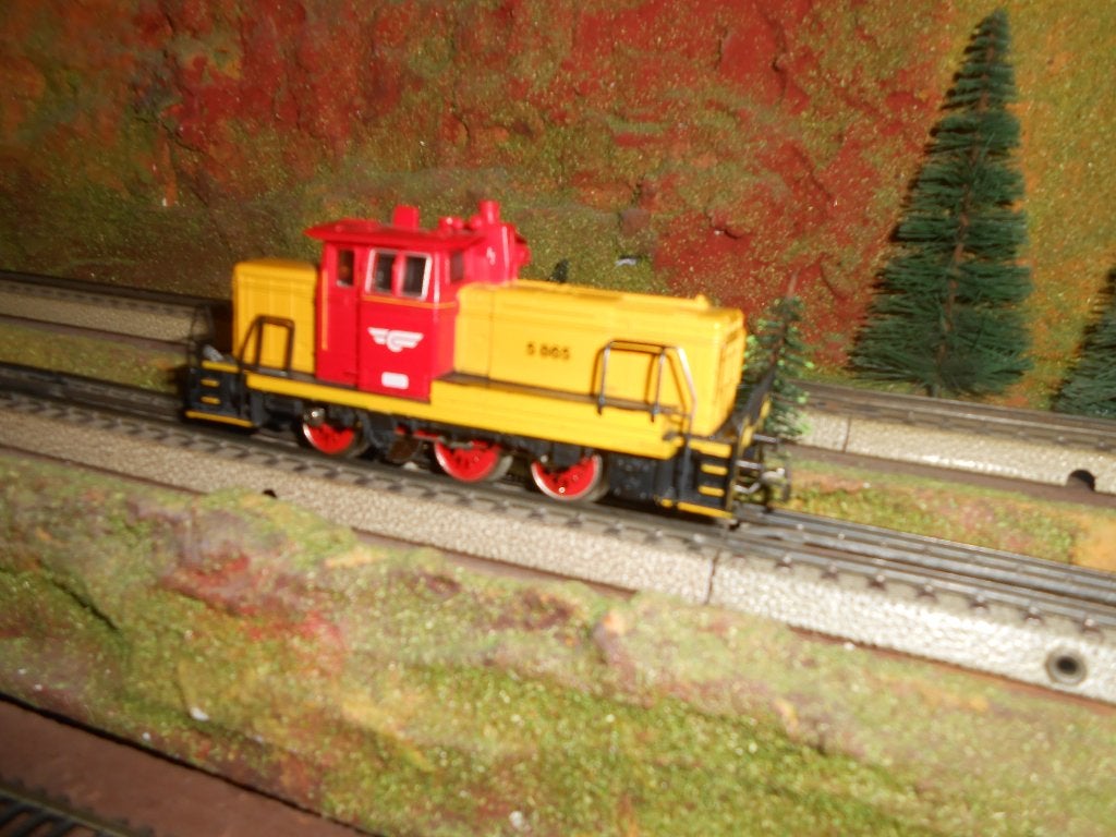 Märklin 3148, BR Di 5 865 NSB, diesellok met telex koppeling, Wisselstroom, Locomotief, Ophalen of Verzenden, Zo goed als nieuw