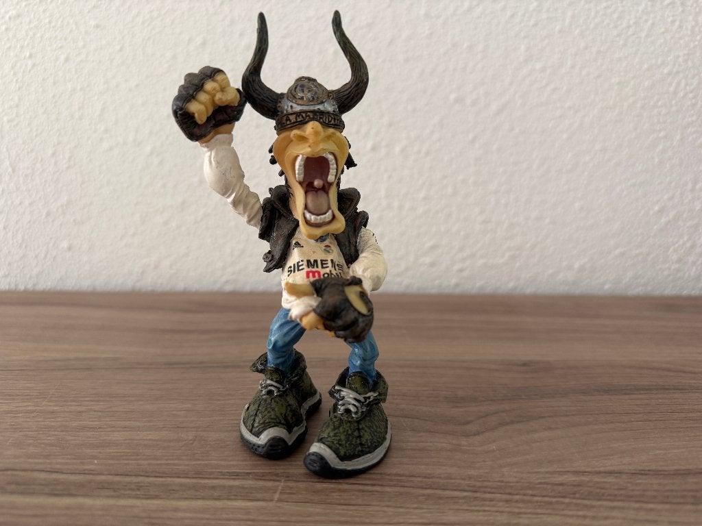 Verzamelfiguur Real Madrid - Viking - nieuw, Ophalen of Verzenden, Nieuw, Buitenlandse clubs, Beeldje of Poppetje