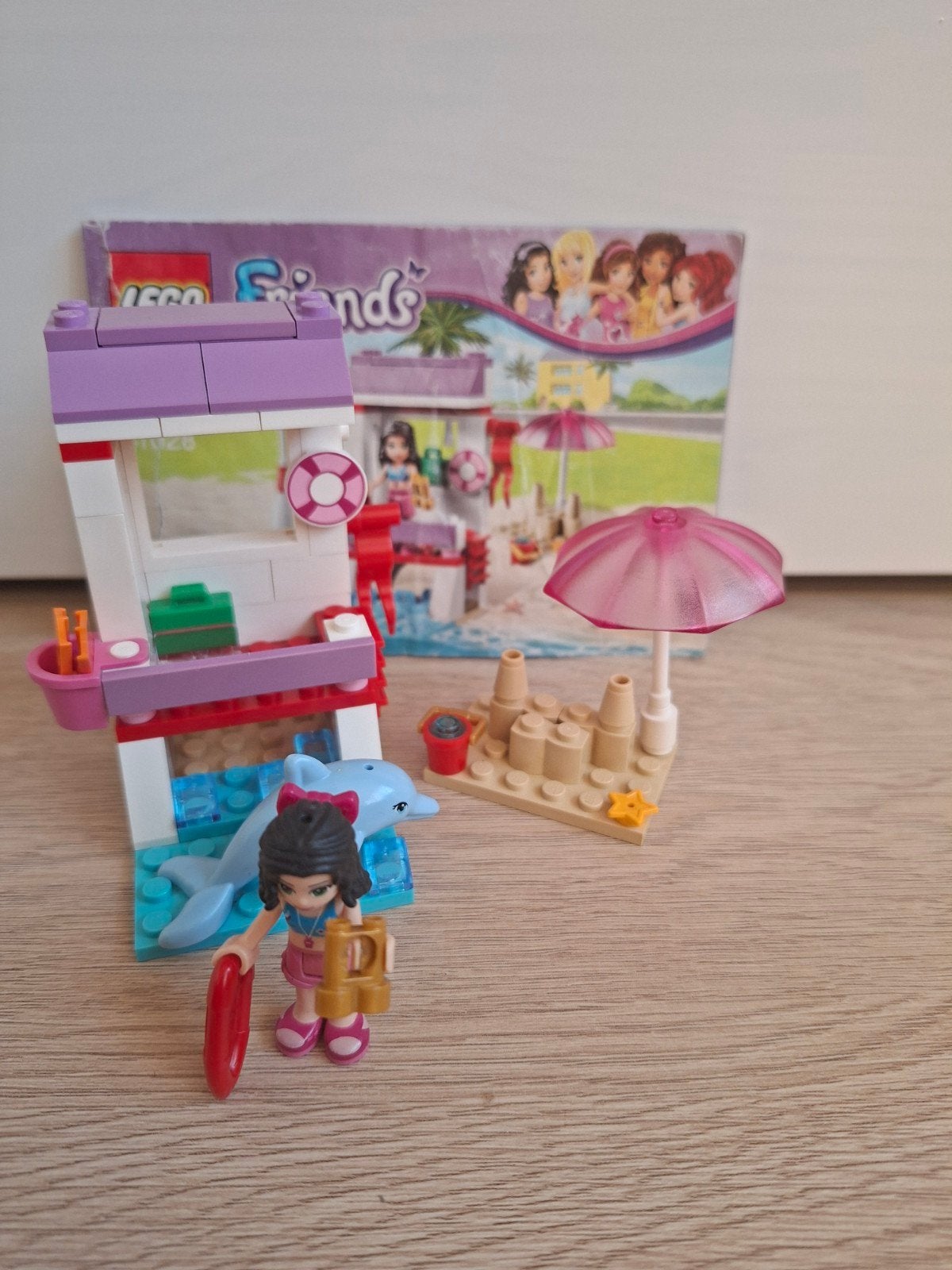Lego Friends 41028 Emma's reddingspost met dolfijn, Gebruikt, Lego, Friends, Ophalen of Verzenden