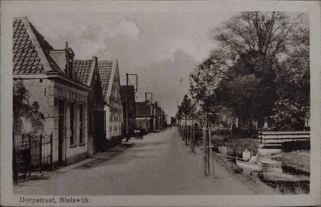 Dorpstraat Bleiswijk (Zuid-Holland) – Uitgave 1910, Verzamelen, Ansichtkaarten | Nederland, Verzenden, Voor 1920, Ongelopen, Zuid-Holland
