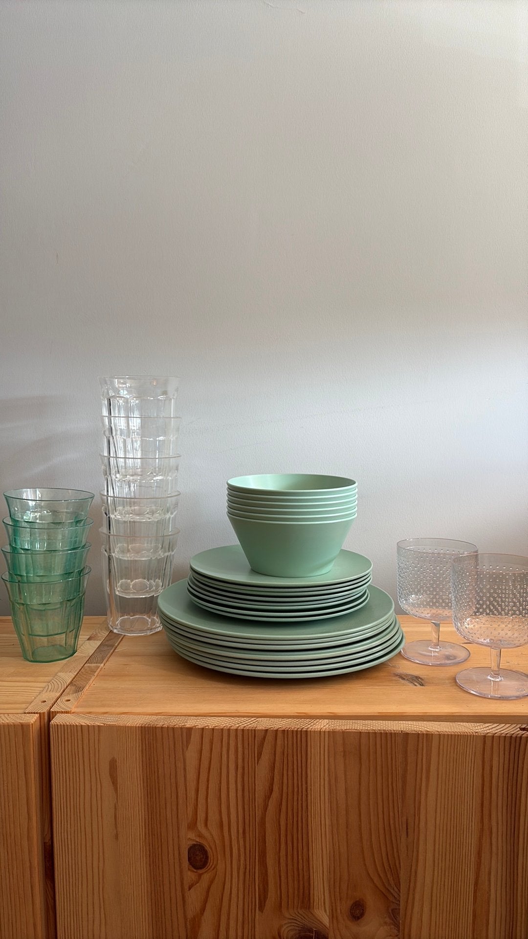 Camping servies xenos borden kommen glazen, Huis en Inrichting, Gebruikt, Ophalen of Verzenden, Glas, Bord(en)
