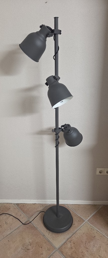 Industriële Hektar Vloerlamp, Ophalen, E14 (klein), Zo goed als nieuw, Industriële