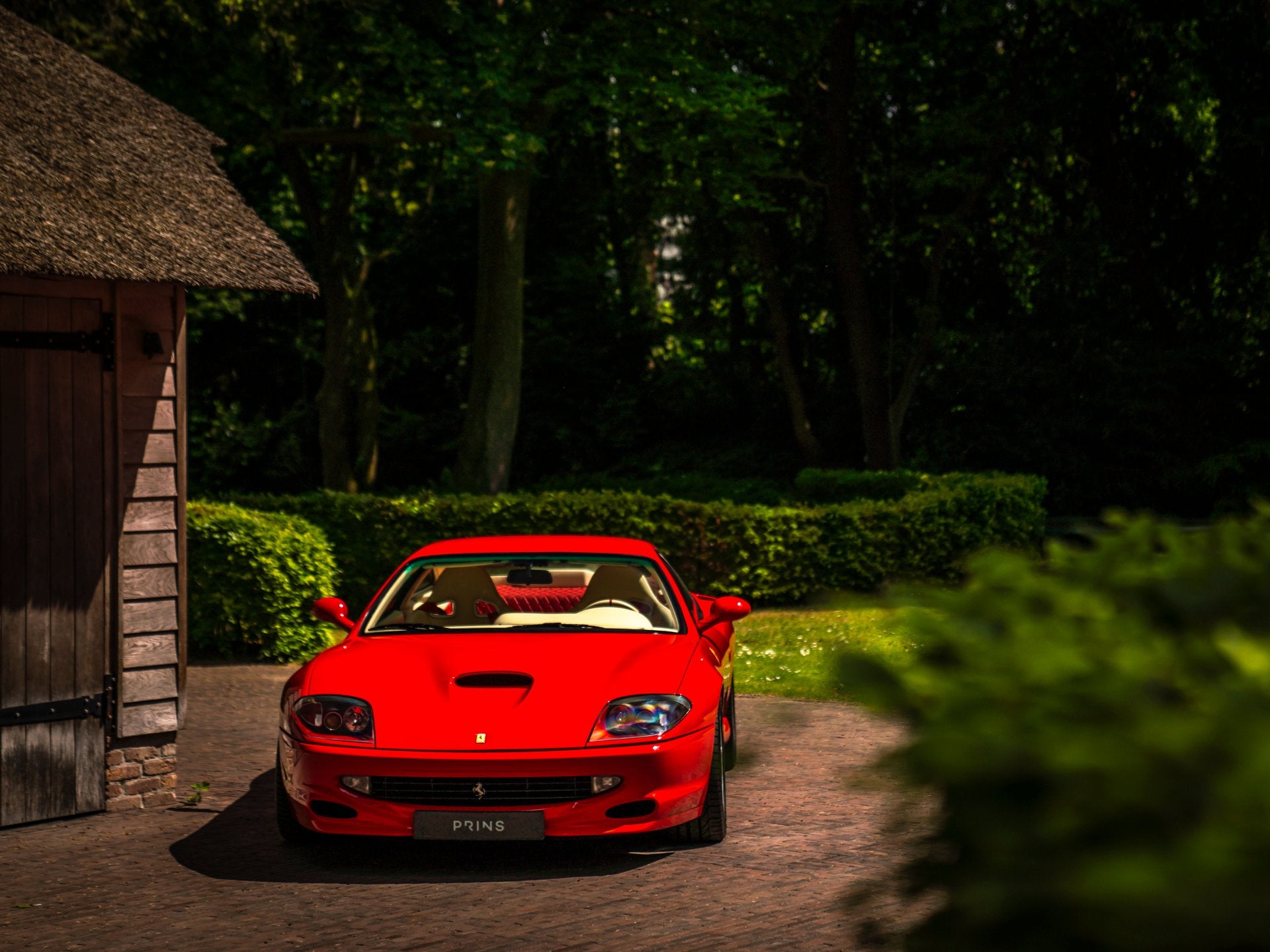 Ferrari 550 Maranello | Fiorano Handling Package (bj 1999), Auto's, Achterwielaandrijving, Beige, Leder, Bedrijf