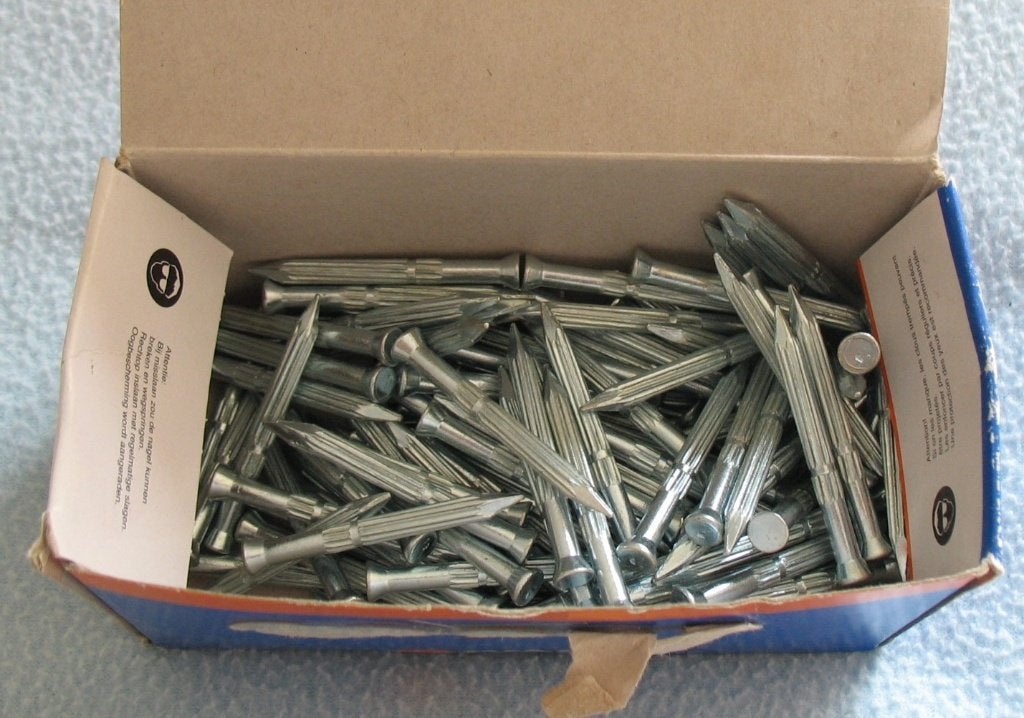 Klisjesnagels - Klisnagels, Ophalen of Verzenden, Zo goed als nieuw, 50 tot 100 mm, Spijkers