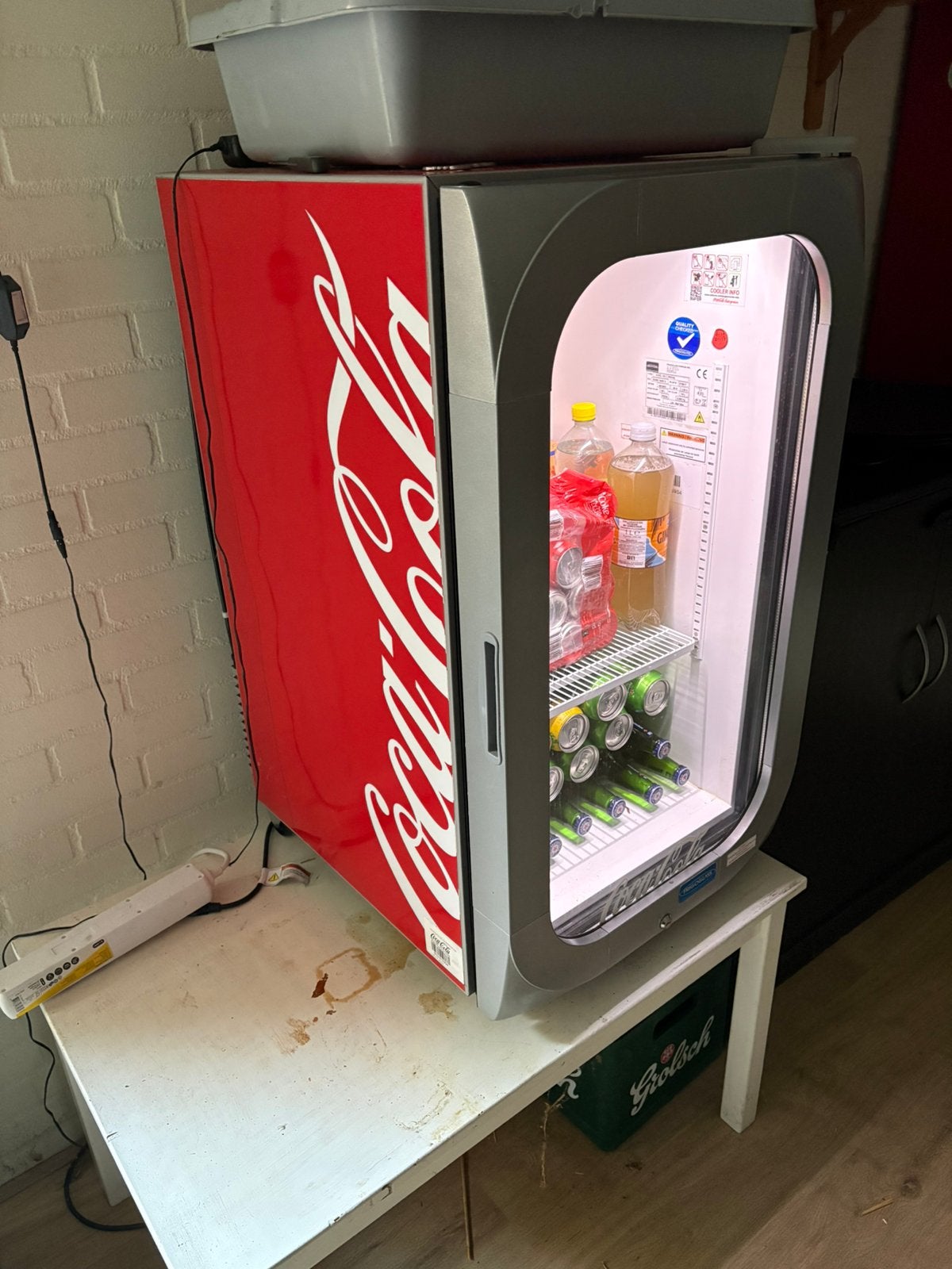 Coca Cola koelkast, Zonder vriesvak, 60 cm of meer, 100 tot 150 liter, Zo goed als nieuw