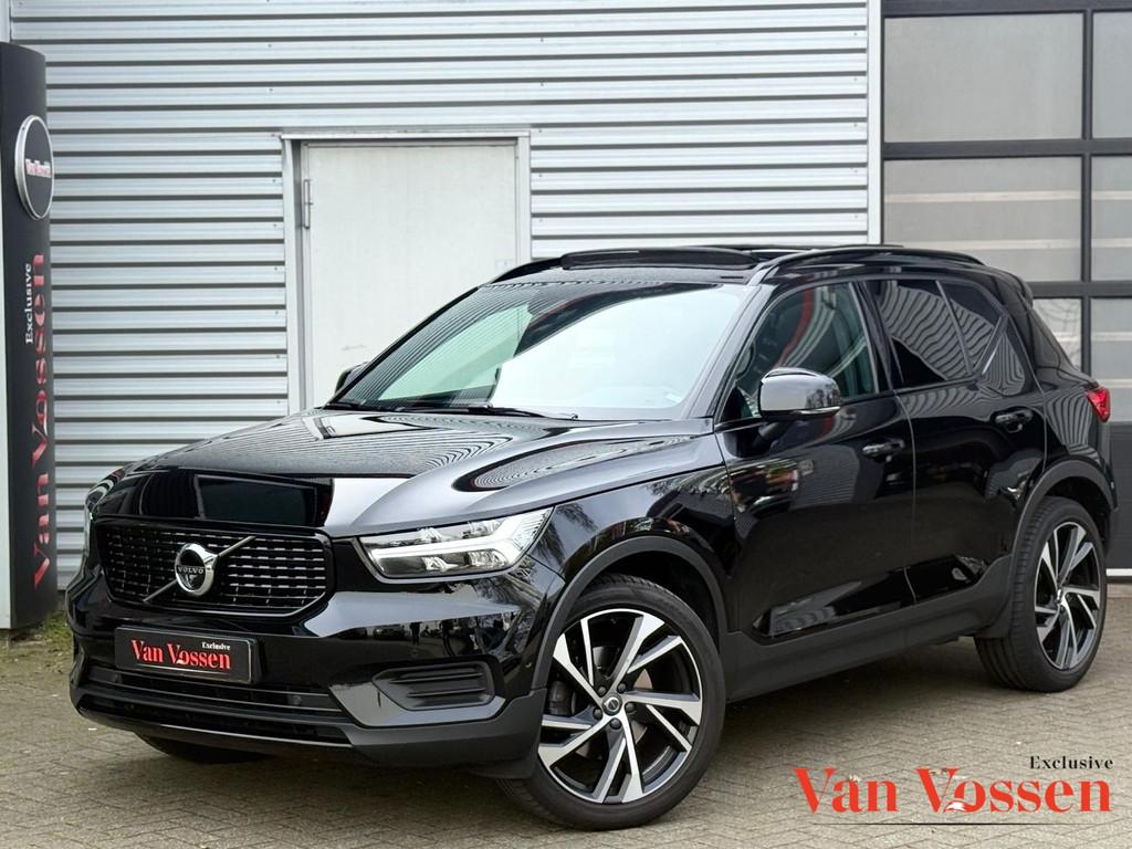 Volvo XC40 2.0 B4 AWD R-Design |PANO|360 CAMERA|CARPLAY|LANE, 12 maanden, Gebruikt, 4 cilinders, Zwart