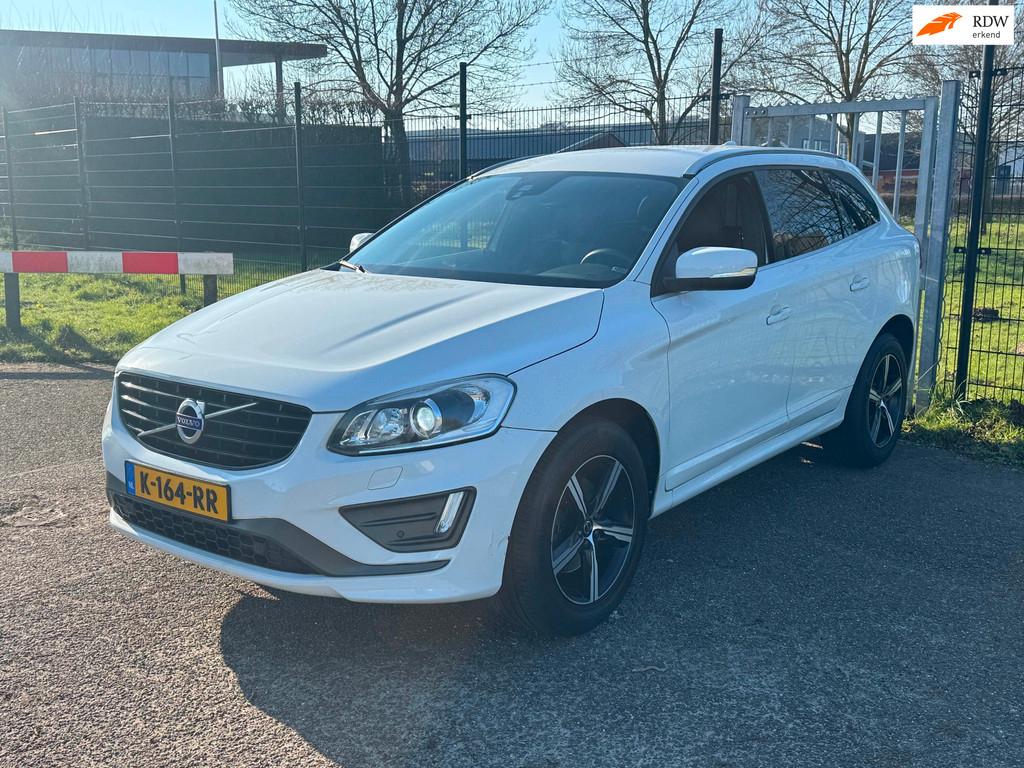 Volvo XC60 2.0 D3 FWD Automaat R-Design Xenon Trekhaak, Auto's, Euro 6, 4 cilinders, Wit, Bedrijf