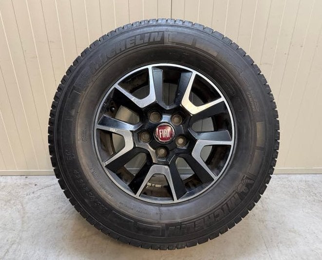 Fiat Ducato 5x118 light reservewiel Michelin Agilis 7,6mm, Caravans en Kamperen, Gebruikt, Ducato, Ophalen of Verzenden, **
