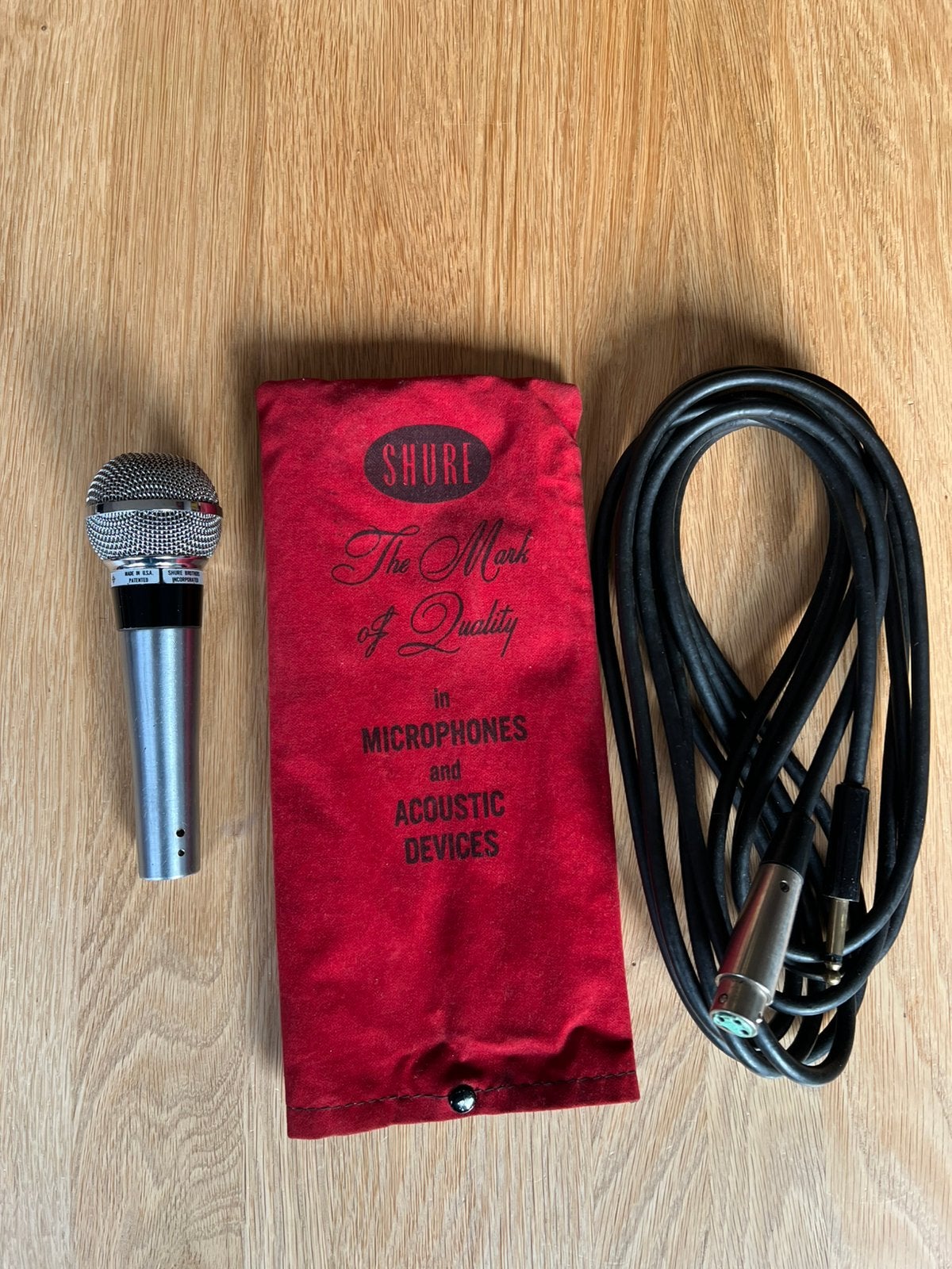 Vintage Shure Unisphere I 565D Microfoon met originele snoer, Muziek en Instrumenten, Ophalen of Verzenden, Zo goed als nieuw