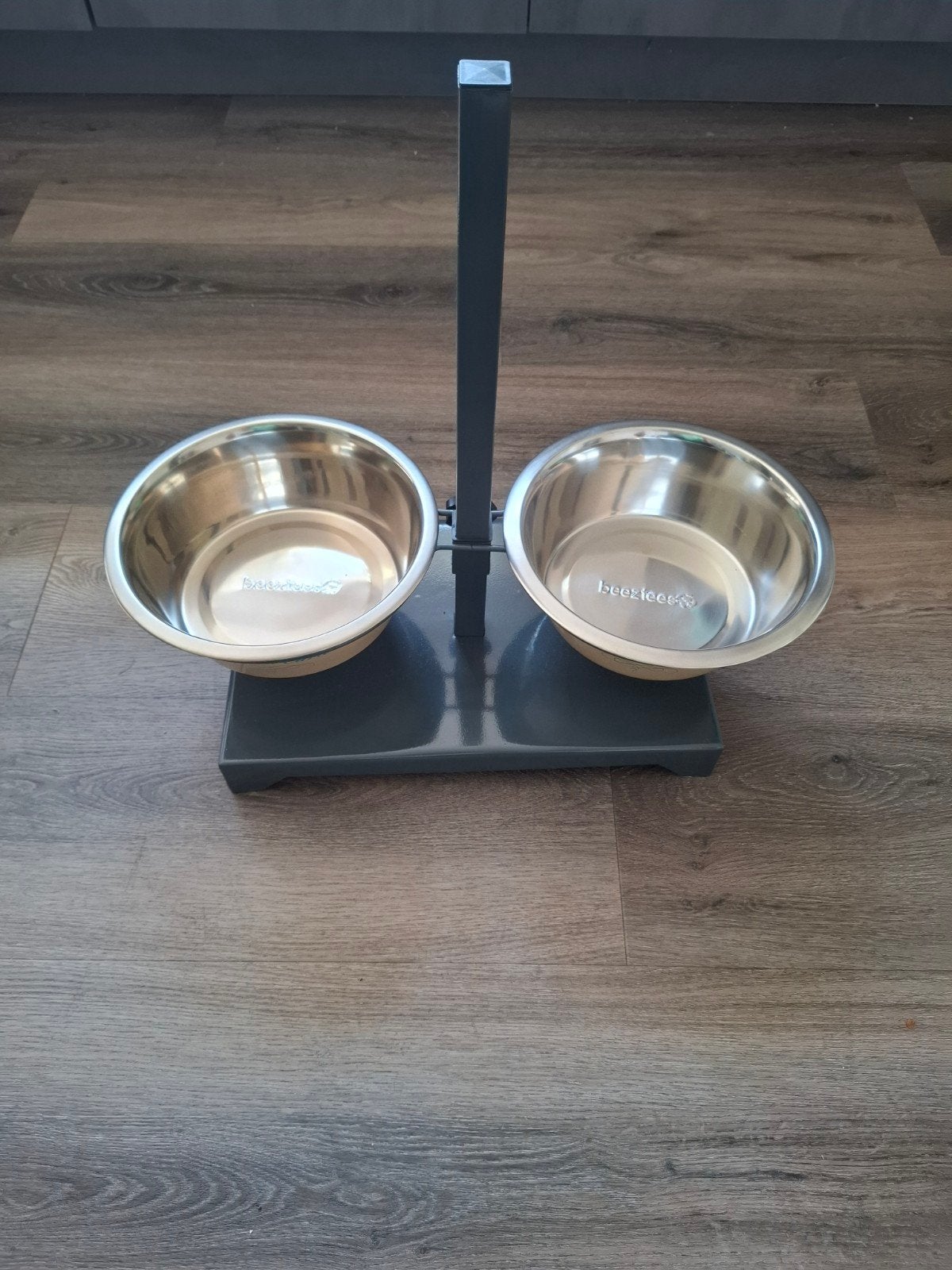 Nieuw Beeztees hondenvoer & waterbak op standaard, Ophalen of Verzenden, Verstelbaar, Nieuw