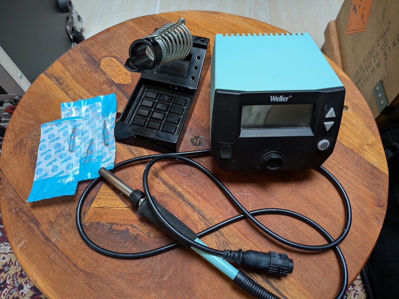 Weller WE1010 Soldeerstation met WP 70 bout en 3 ET tips, Ophalen of Verzenden
