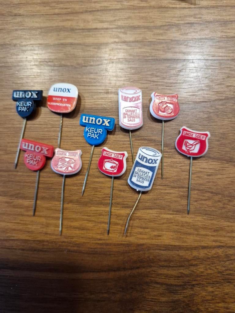 198 Vintage Unox Speldjes Collectie, Ophalen of Verzenden, Gebruikt, Merk, Speldje of Pin