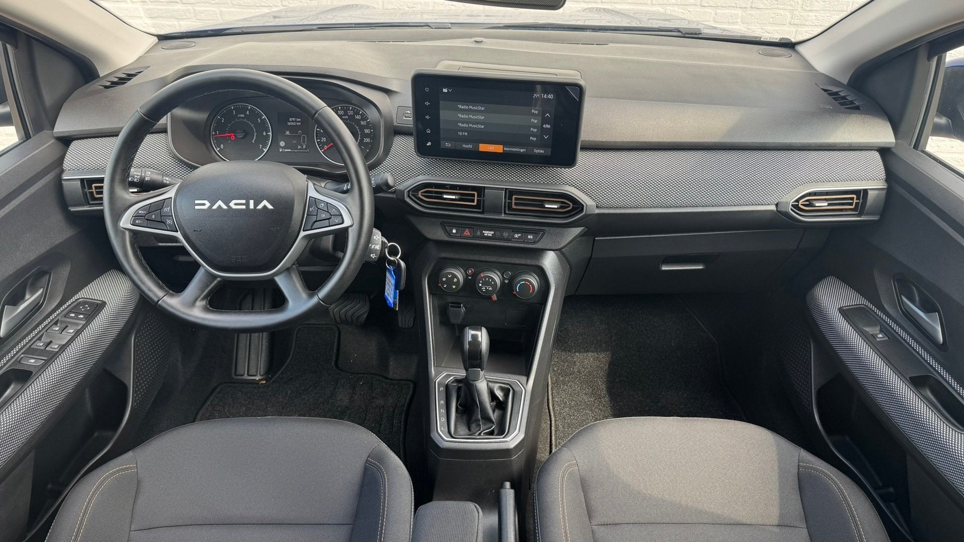 Dacia Sandero Stepway 1.0 TCe 90 Expression Automaat Trekhaa, Auto's, Dacia, Stof, Blauw, 91 pk, 3 cilinders
