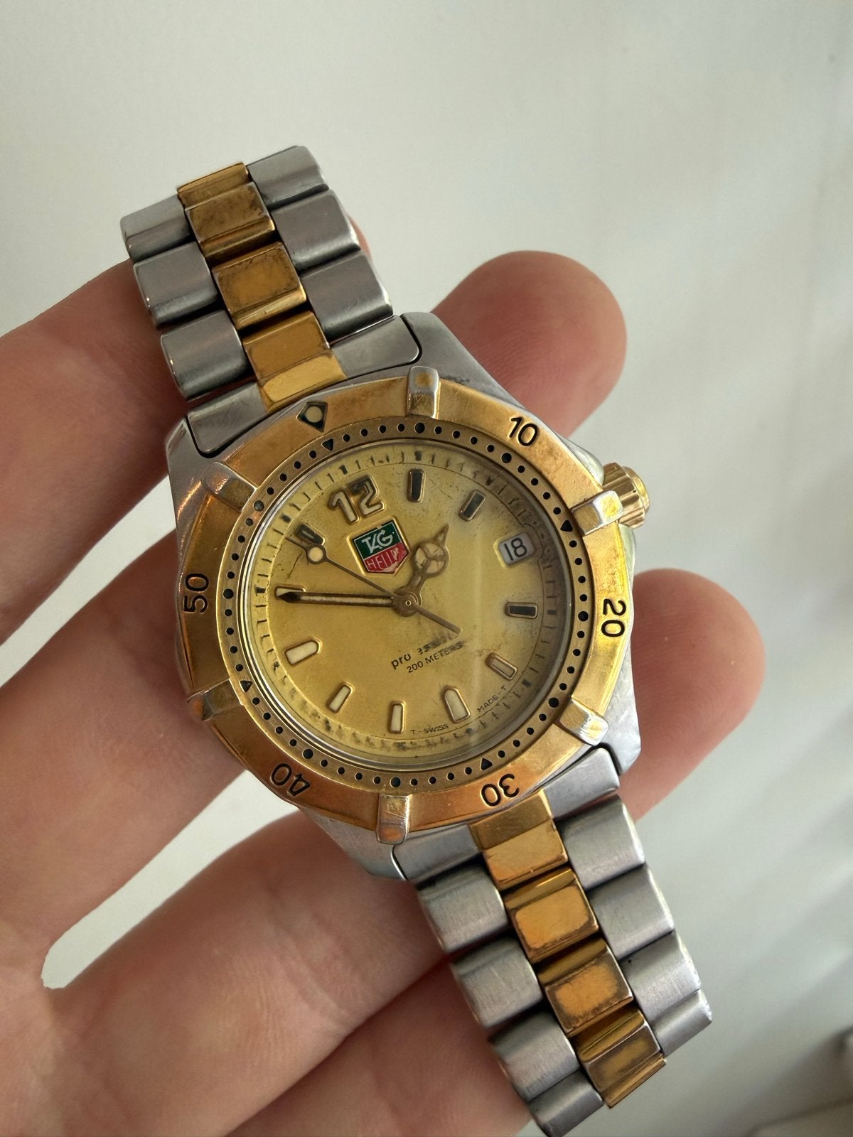 Tag Heuer 2000 met nieuwe batterij, Ophalen of Verzenden, Gebruikt