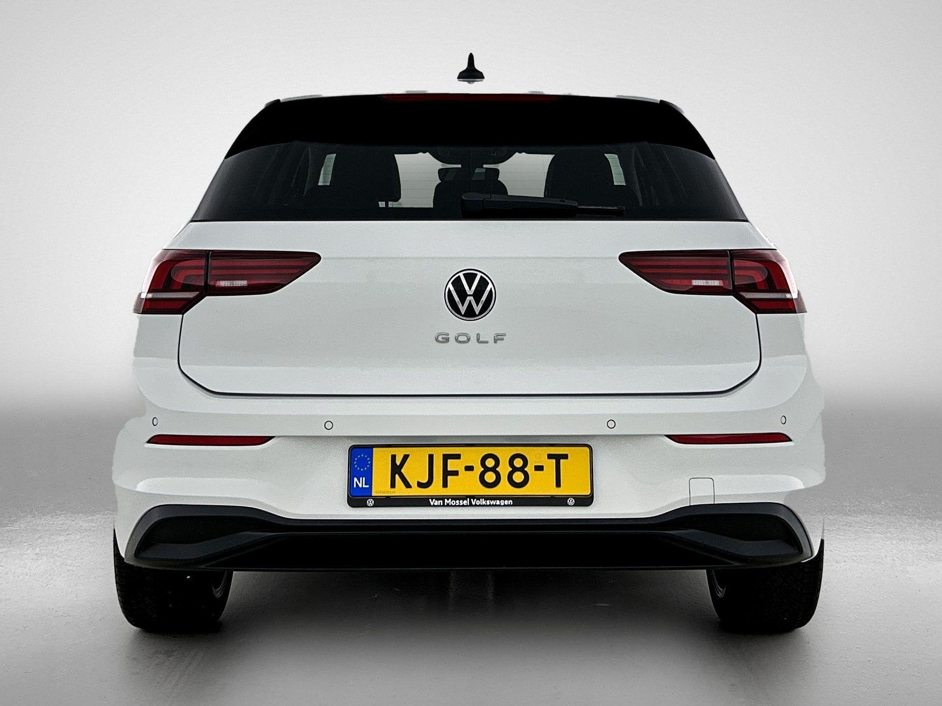 Volkswagen Golf 1.5 TSI Life Edition 116 PK | Trekhaak | Ele, Voorwielaandrijving, 1498 cc, 4 cilinders, Wit