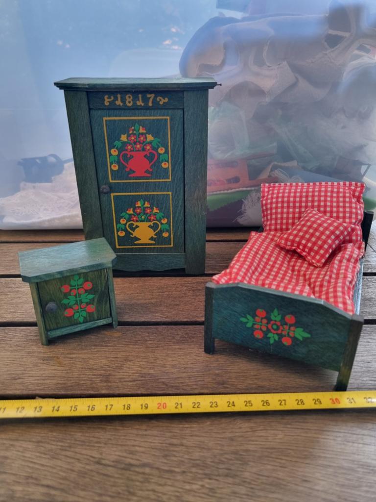 Vintage Poppenhuis Meubels: Bed, Kast & Nachtkastje, Ophalen of Verzenden