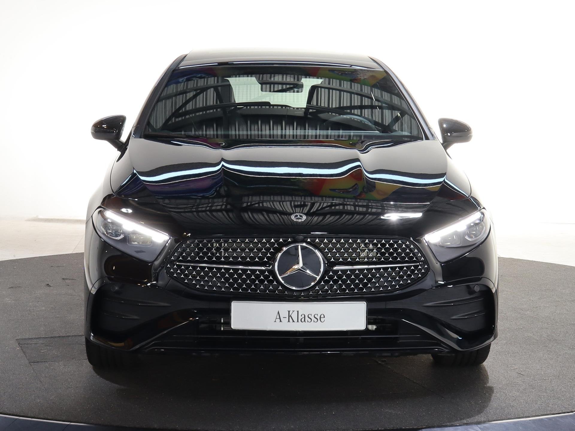Mercedes-Benz A-klasse 250e Business Solution AMG | Panorama, Auto's, Mercedes-Benz, 4 cilinders, Automatische klimaatregeling