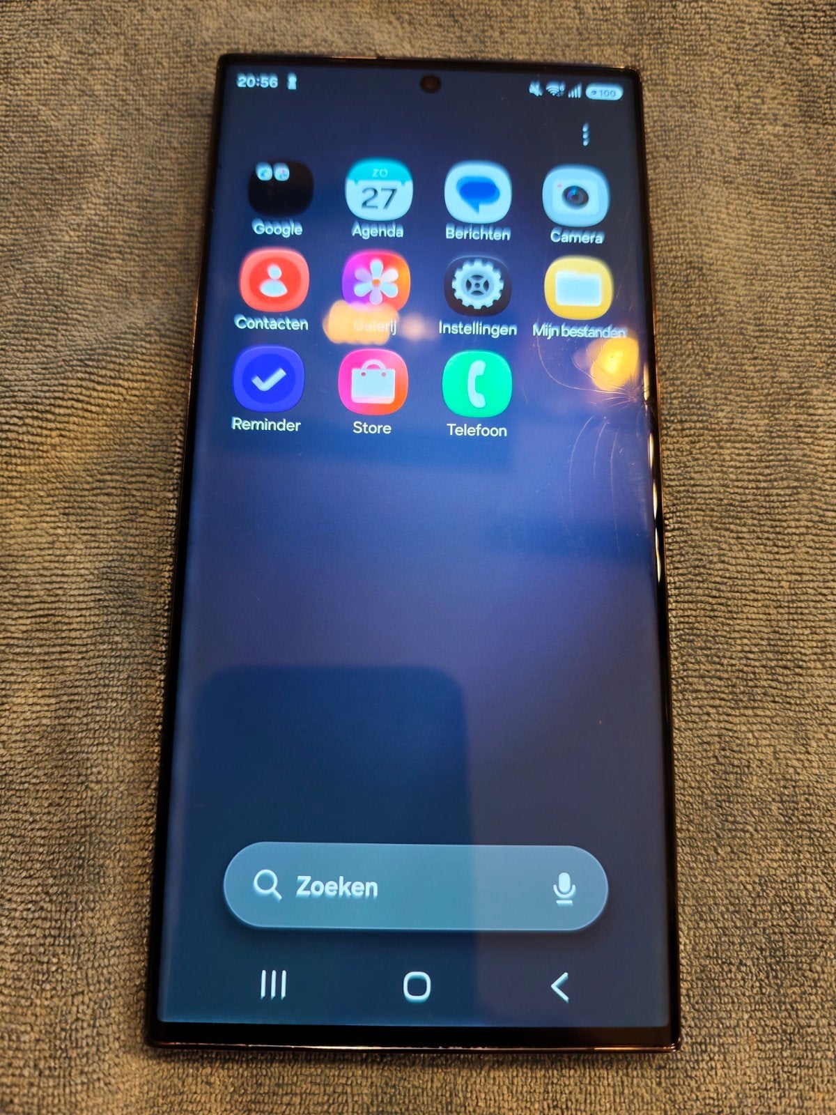 Foto 3 van Samsung S23 Ultra met beschadigd beeldscherm,