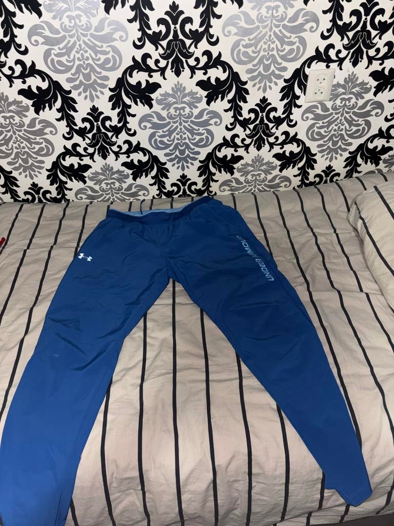 Under Armour trainingspak - Blauw, Kleding | Heren, Sportkleding, Blauw, Overige maten, Ophalen of Verzenden, Zo goed als nieuw