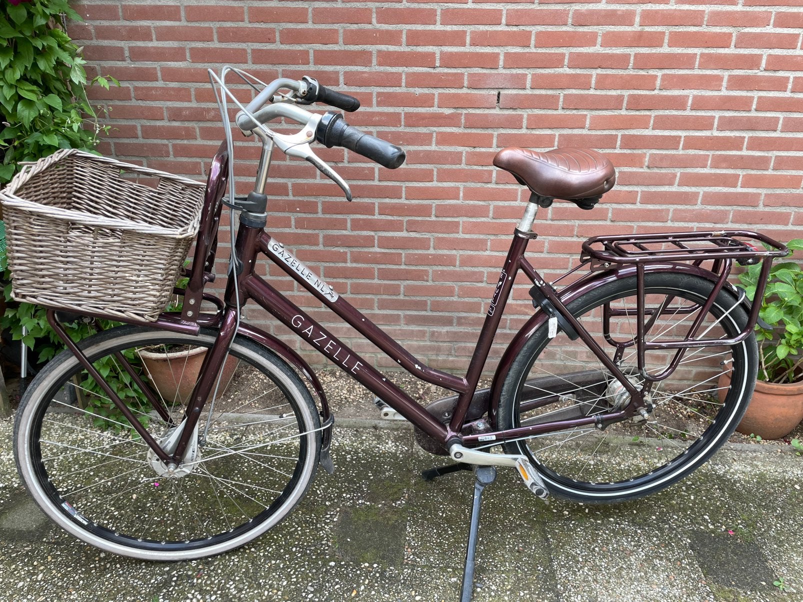 Gazelle NL A Damesfiets met mand, Ophalen, Versnellingen, Gazelle, Trommelrem