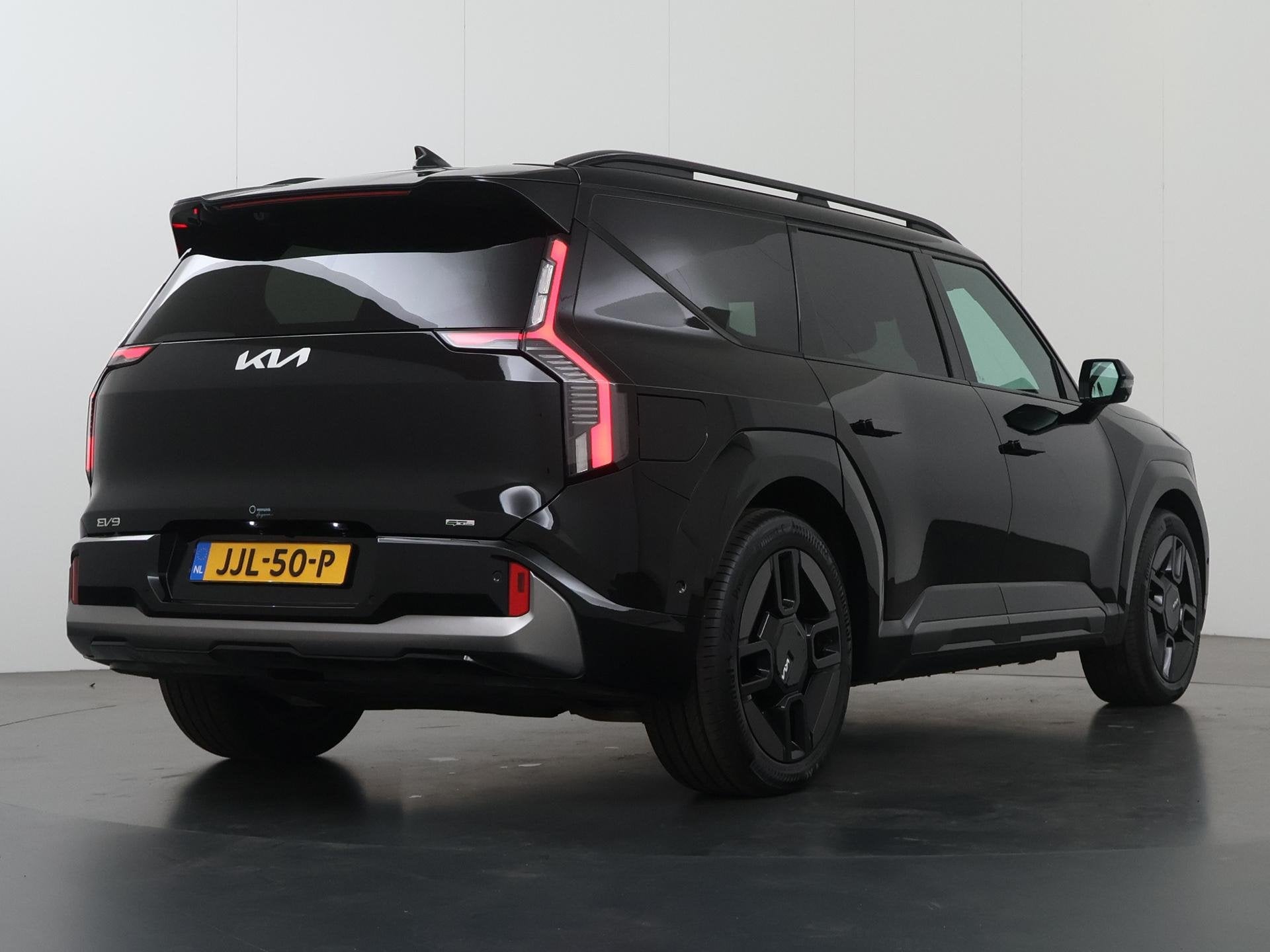 Kia EV9 GT-Line AWD 99.8 kWh | Trekhaak Afneembaar | Panoram, Auto's, Automaat, Zwart, Origineel Nederlands, Parkeerassistent