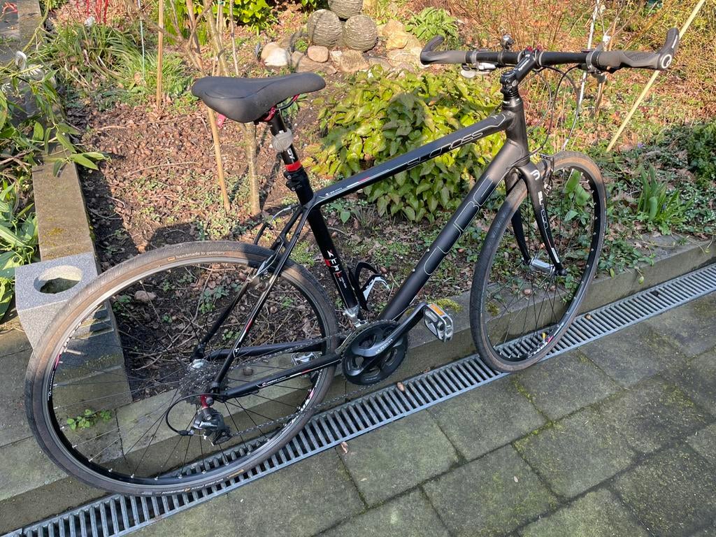 Cube Cross Road Ultegra, 28 inch, Gebruikt, Aluminium, 15 tot 20 versnellingen