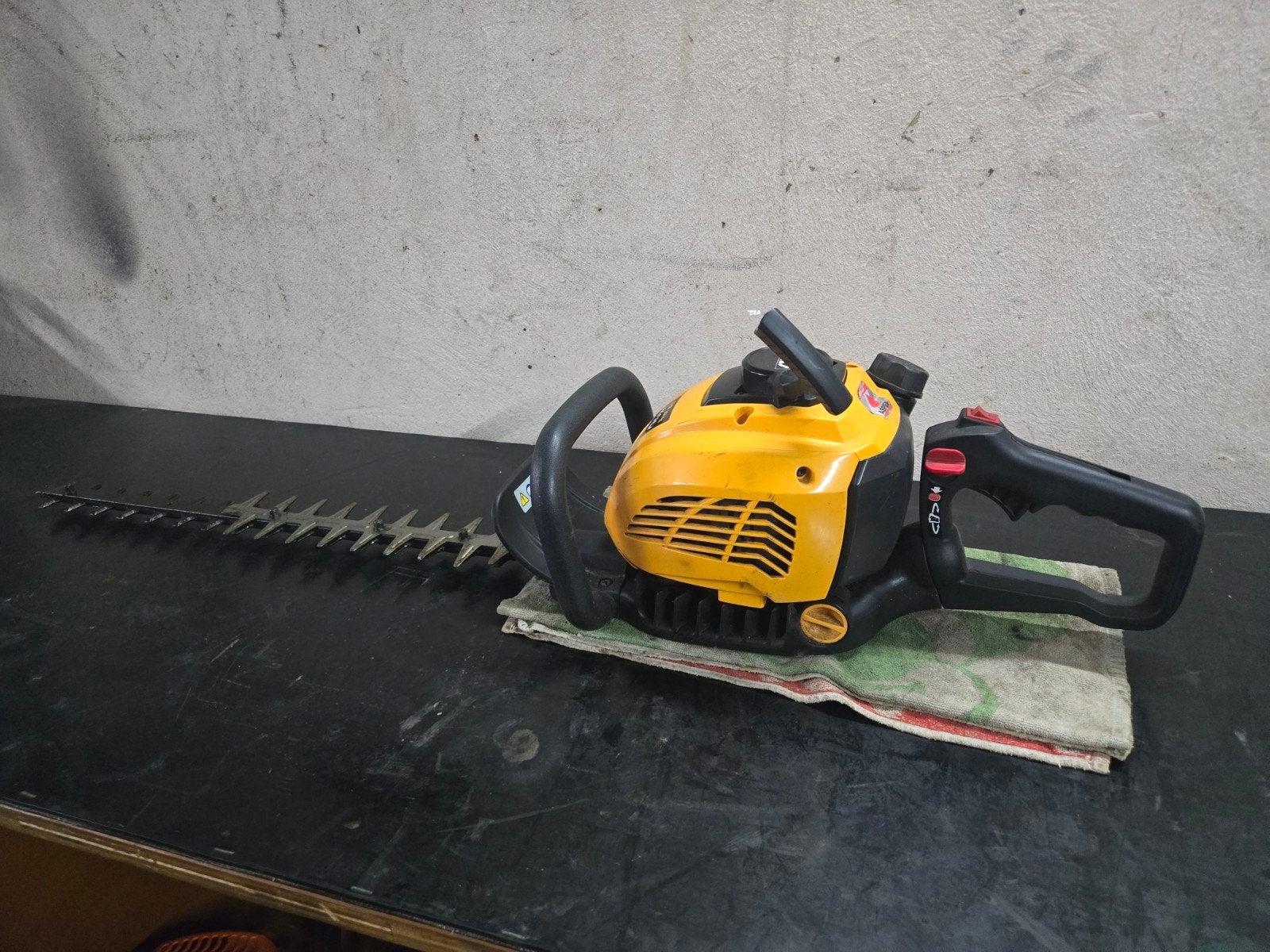 Stiga SHP 60 heggenschaar | 60cm blad SHP60 snoeischaar, Benzine, Gebruikt, Stiga, Info@stiga.nl